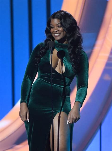 nude grace styles ari