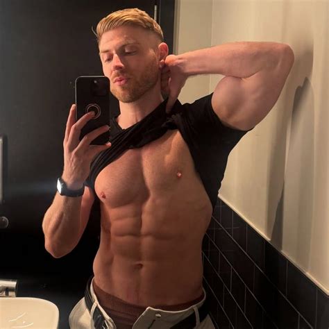 How Emarrb Shook the World: Library of Mind-Blowing Facts!