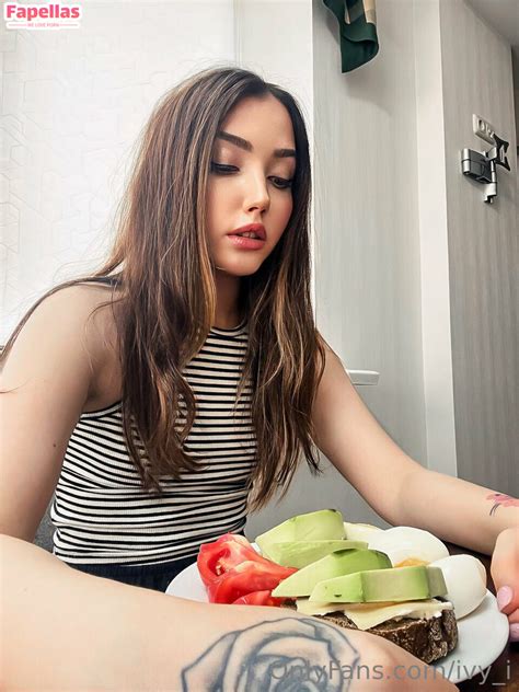 nude ivy onlyfans pineapple