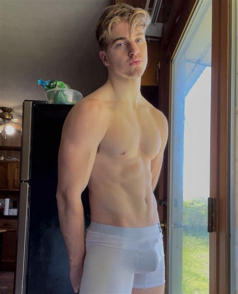 nude mandeville logan