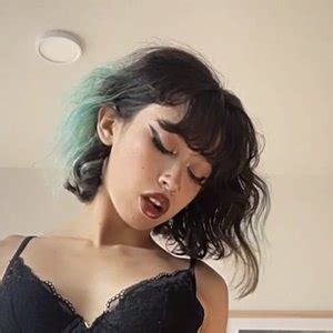 nude newmakeupgoddess