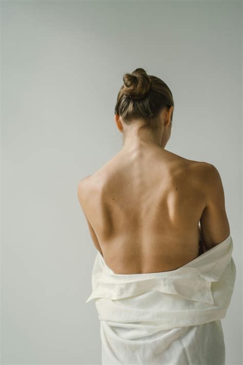nude nude back
