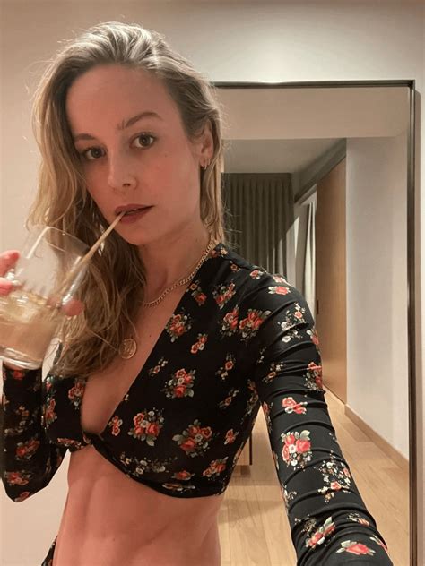 nude of larson amber