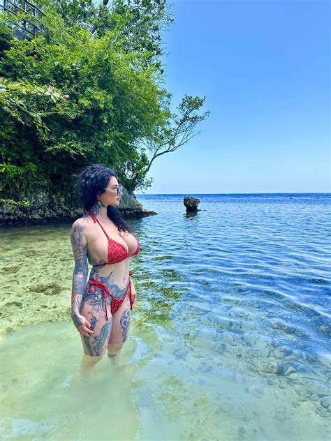 nude raphael arabelle