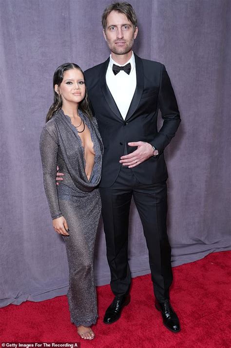 nudes morris ryan hook