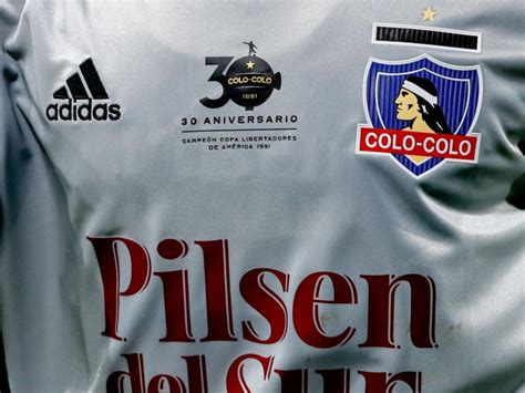 nueva camiseta de colo colo 2023