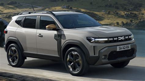 nuovo dacia duster 2024 prezzo