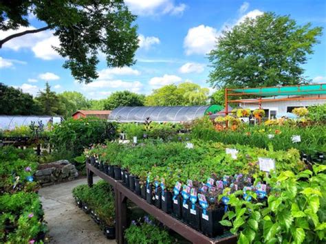 nurseries in waukesha wi