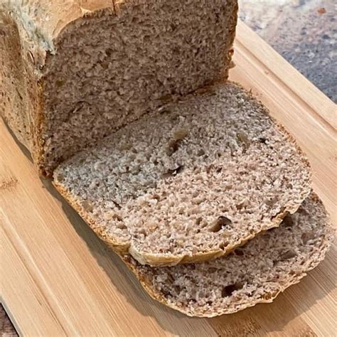 Nut And Oat Bread