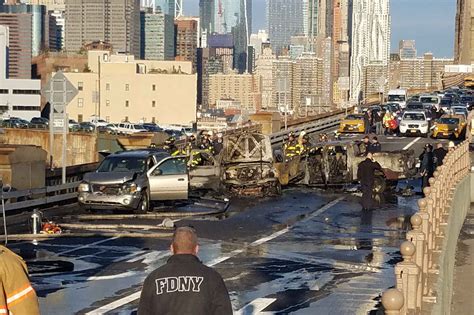 nyc car accident at brooklyn bridge