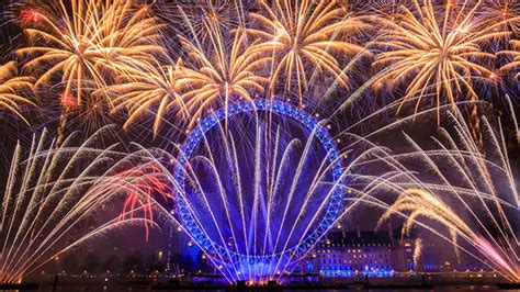 nye 2023 london fireworks