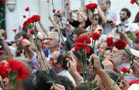 o que foi 25 de abril