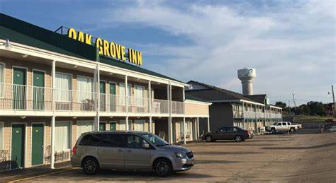 Oak Grove Inn, Lansdowne Get Oak Grove Inn Hotel Reviews on Times of