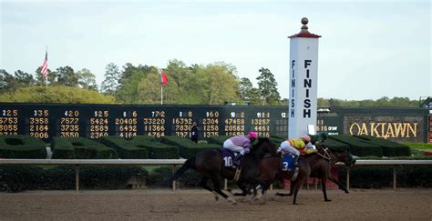 oaklawn park race track free picks