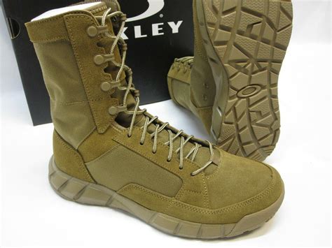 Oakley Winter Boots