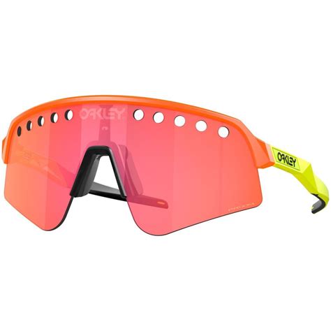 oakley sutro lite sweep trail torch