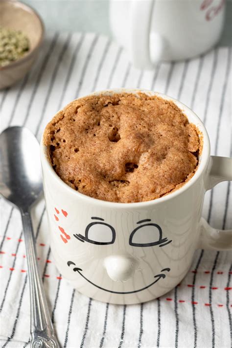 Oat Cake In A Mug: A Deliciously Easy Treat