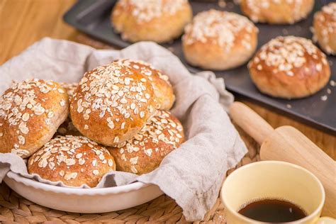 Oat Flour Buns