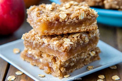 Oatmeal Bars Using Applesauce