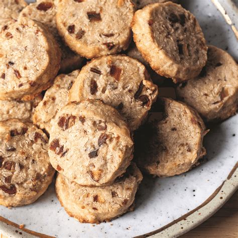 Oatmeal Date Shortbread Cookies