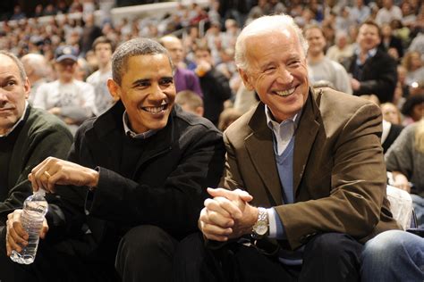 obama and joe biden pictures