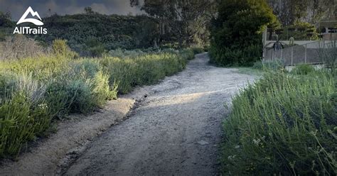 11 Easy Hikes in Orange County with an Amazing View That OC Girl