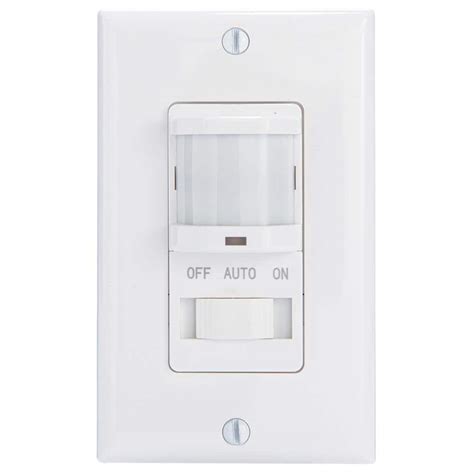occupancy sensor switch with manual override