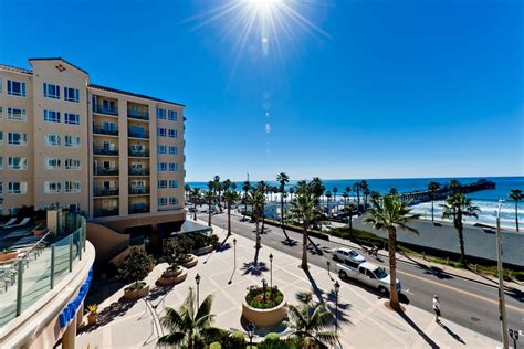 oceanside hotels near pier