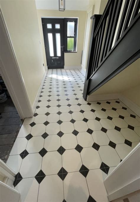 Octagonal Black And White Floor Tile