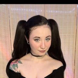 of leaks lainabearrknee