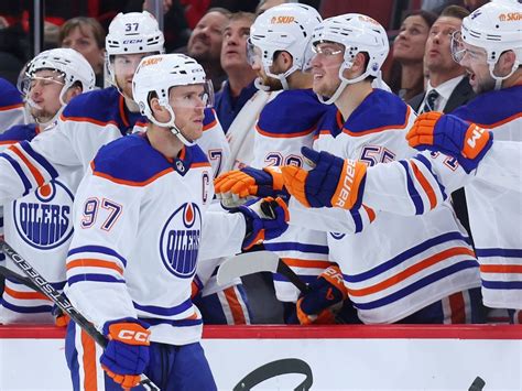 oilers player grades chicago