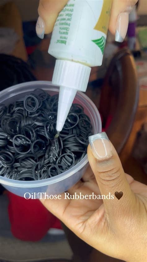 Oiling Rubber Bands For Braids