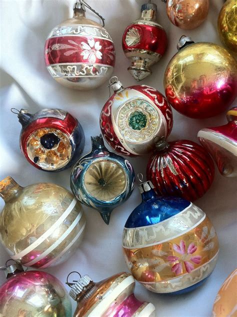 Deck the Halls with Timeless Charm: Discover Old-Fashioned Christmas Decorations for Sale