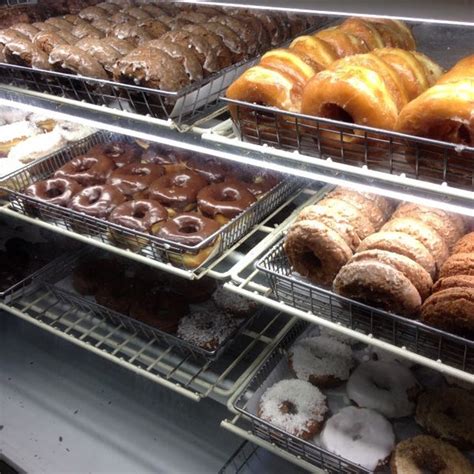 Indulge in Classic Delights: Old Fashioned Doughnuts in Chicago
