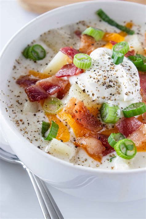 Delicious Old-Fashioned Crock Pot Potato Soup Recipe: Cozy Comfort in Every Bite!