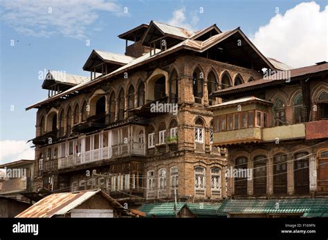 old buildings Srinagar