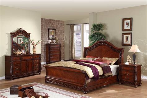 Old Fashioned Bedroom Suites