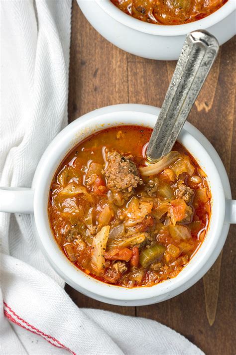 old fashioned hamburger cabbage soup