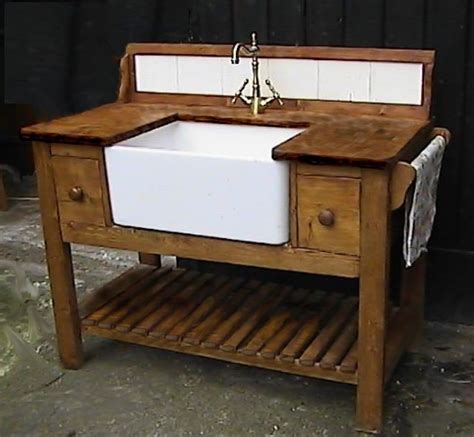 Old Fashioned Sink Unit