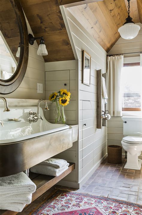 Old Rustic Bathroom Ideas