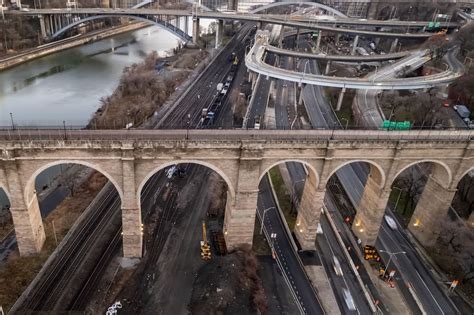 oldest surviving bridge in us