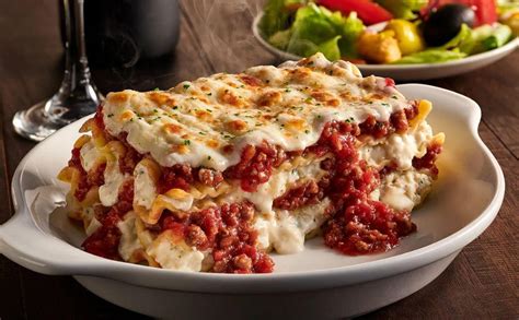 Olive Garden Lasagna