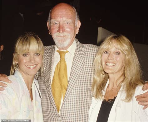 olivia newton john parents