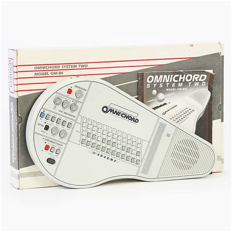 Suzuki Omnichord OM84 System Two Reviews & Prices Equipboard®