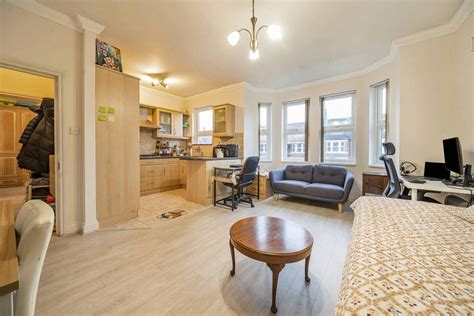 One Bedroom Flat For Sale In Ealing Common