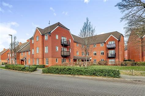 One Bedroom Flat In Horley