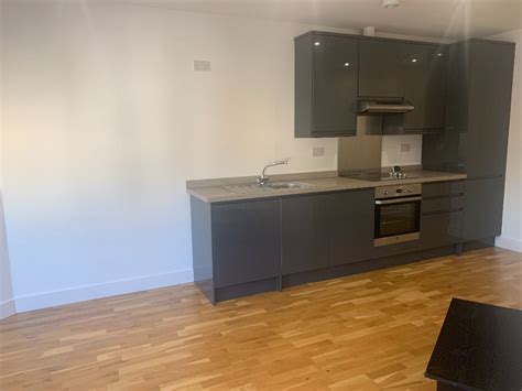 One Bedroom Flat To Rent In Banstead
