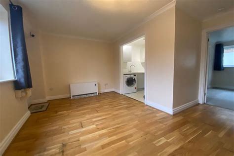 One Bedroom Flat To Rent In Haslemere