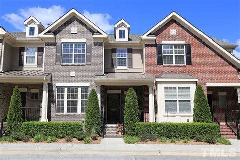 one floor townhomes for sale cary nc