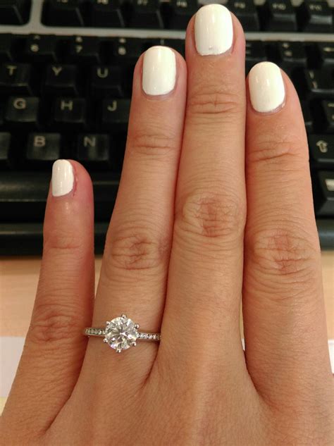 one karat diamond engagement ring